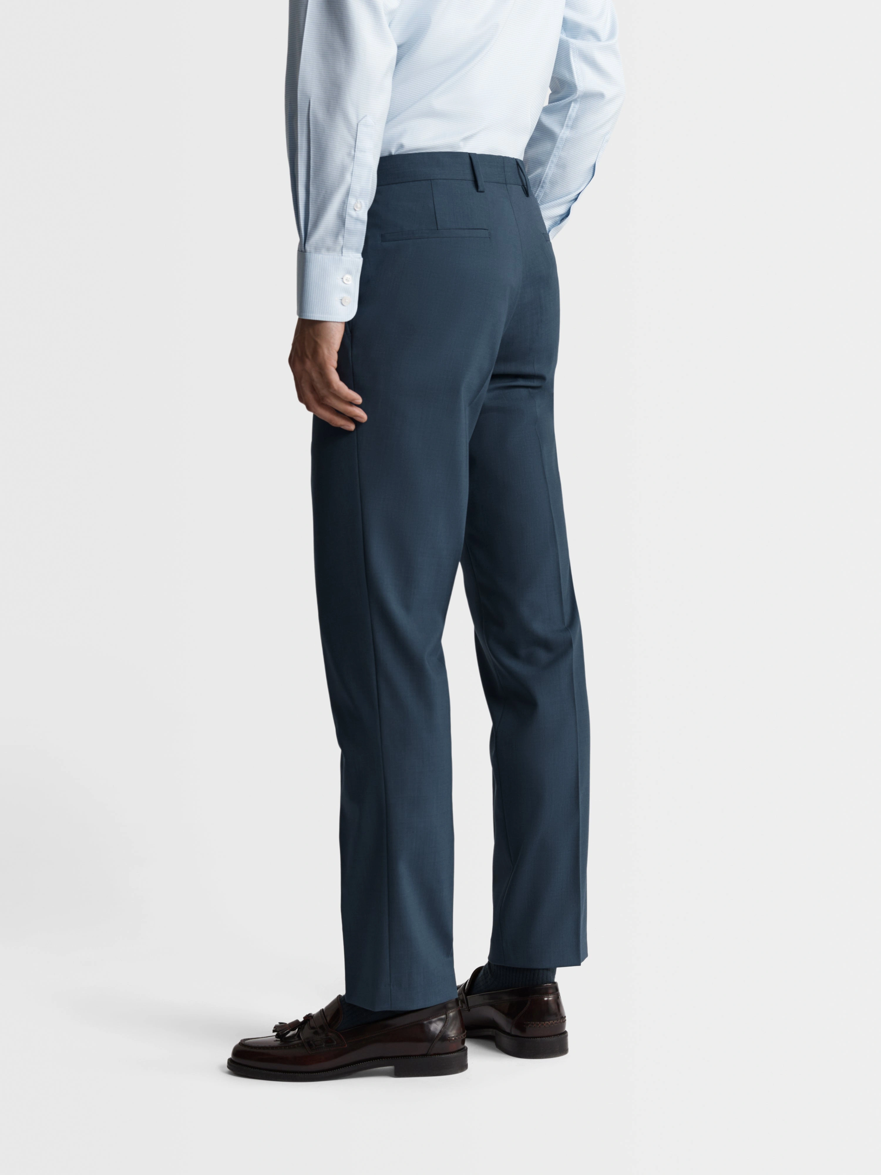 Adam Wool Blend: Stilvolle Slim Fit Hose für den modernen Mann.